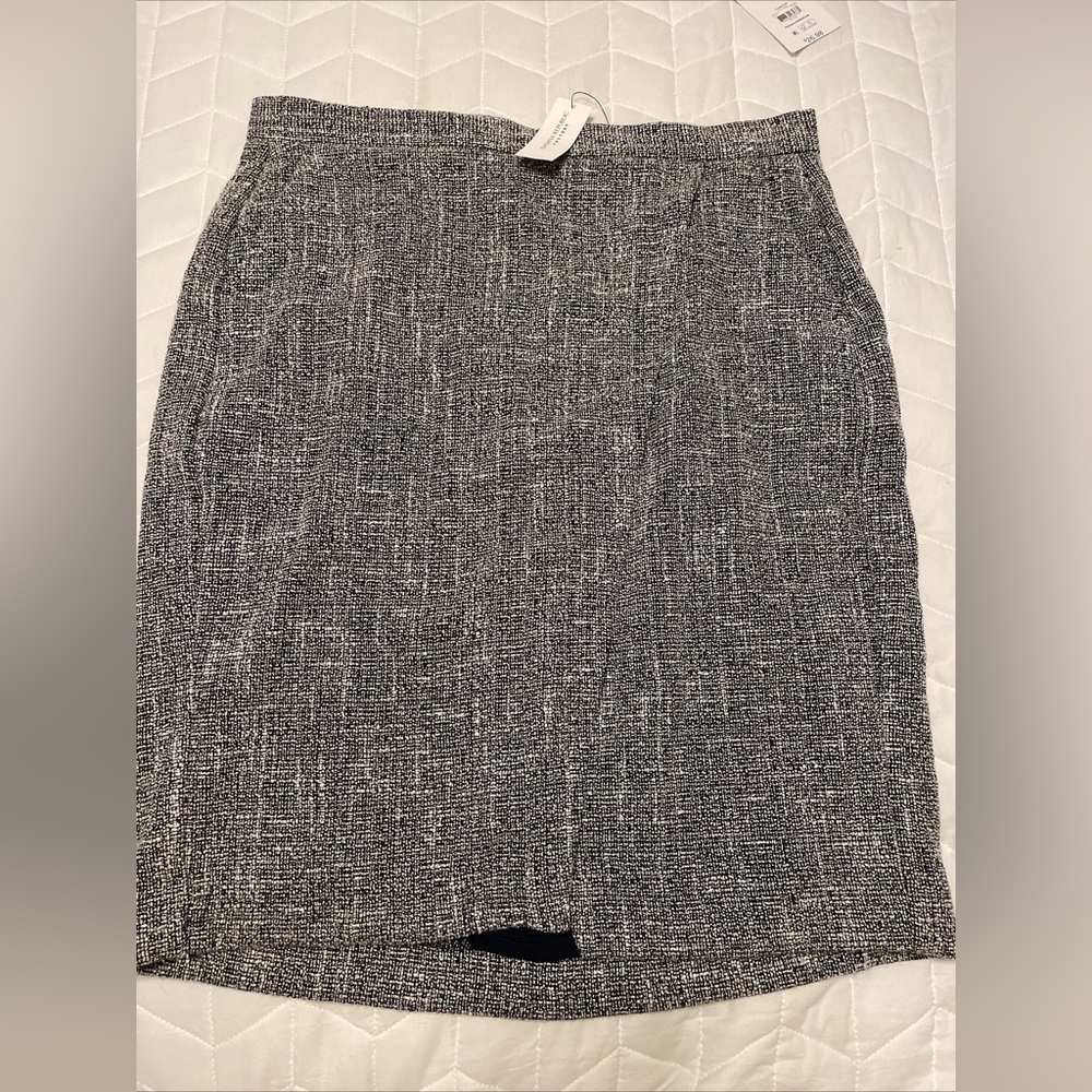 Banana Republic Pencil Skirt Women 10 Blue/ White Tweed Boucle Work Wear Midi